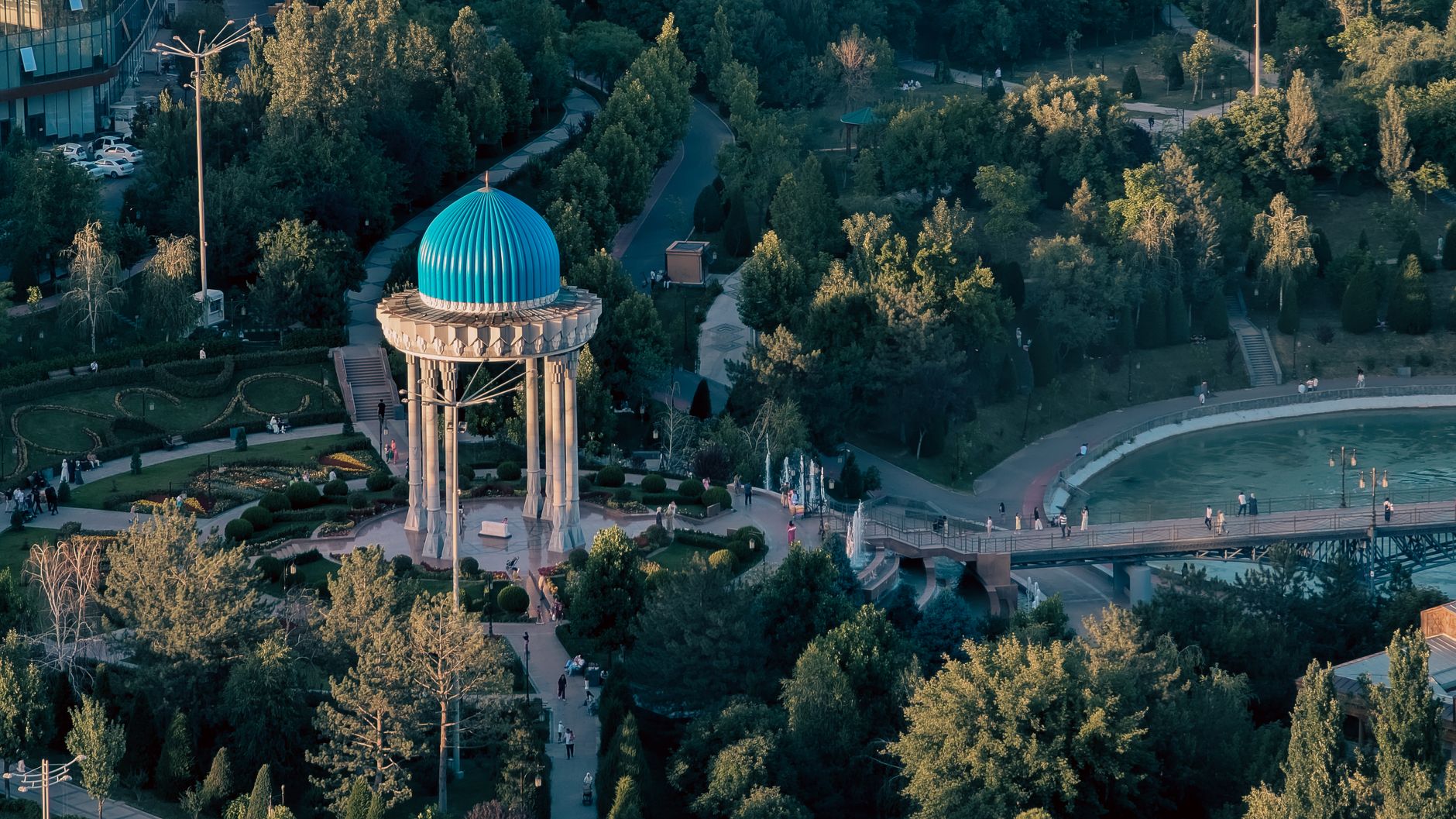 Aerial photo of a park in Tashkent, Uzbekistan highlighting its architecture and natural beauty